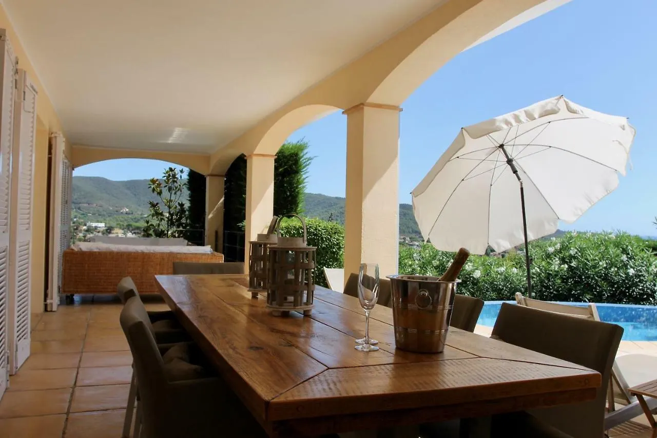 Villa Mediterranea كالونج إسبانيا